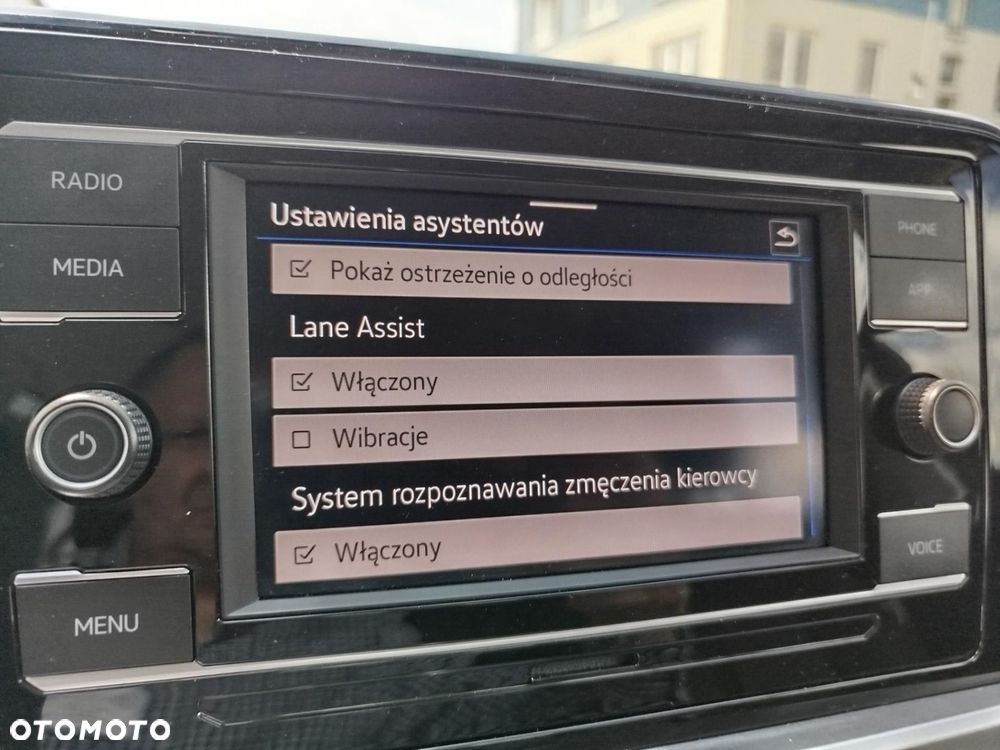 Volkswagen T-Roc 1.5 TSI Life - 17