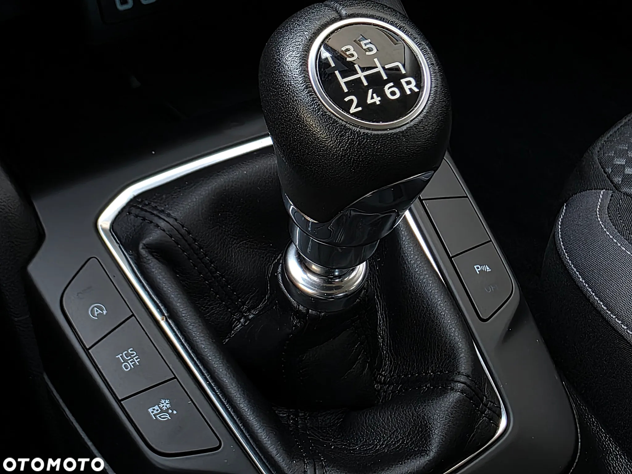 Ford Focus 1.0 EcoBoost Start-Stopp-System TITANIUM - 20