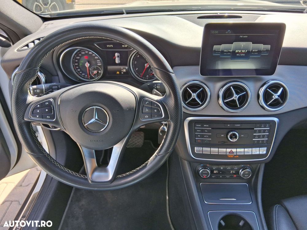 Mercedes-Benz GLA 220 4MATIC - 11