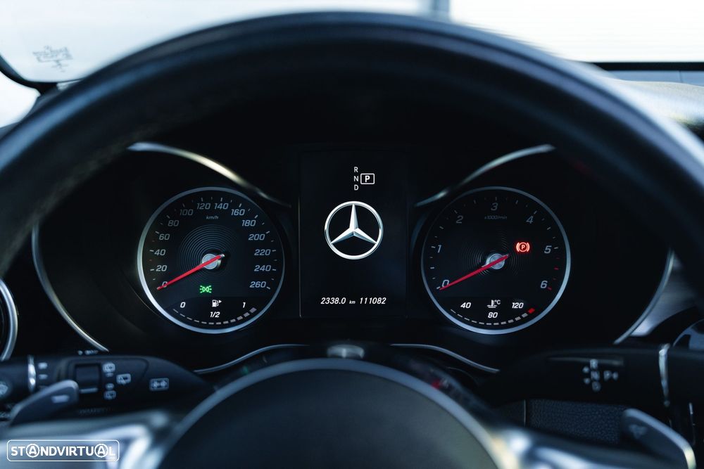 Mercedes-Benz GLC 220 d 4Matic 9G-TRONIC AMG Line - 29