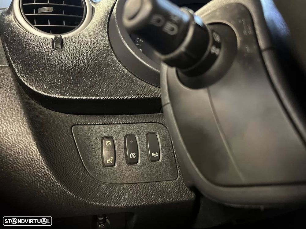 Renault KANGOO MAXI - 90 - AC - 26