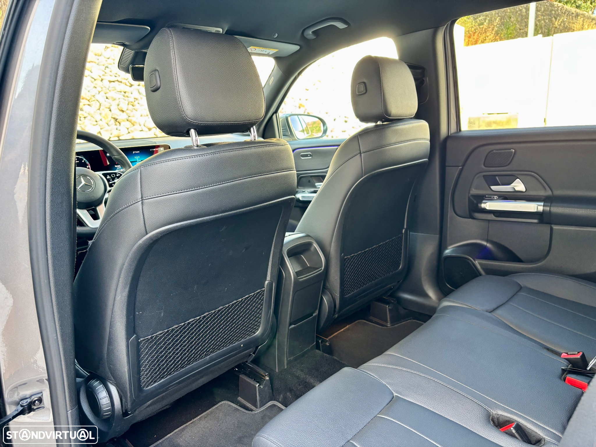 Mercedes-Benz GLB 180 d Progressive - 39