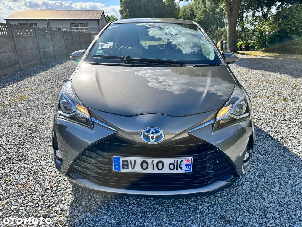 Toyota Yaris Hybrid 100 Business Edition - 7