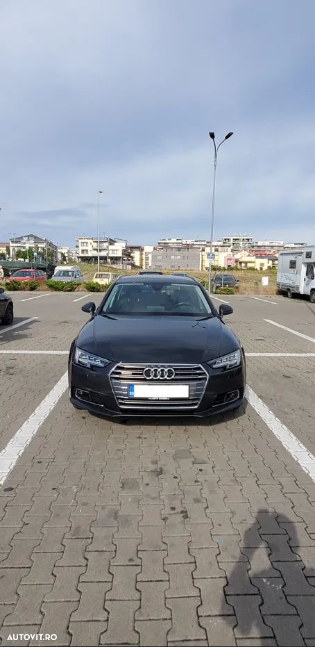 Audi A4 Avant 40 TDI S tronic quattro - 2