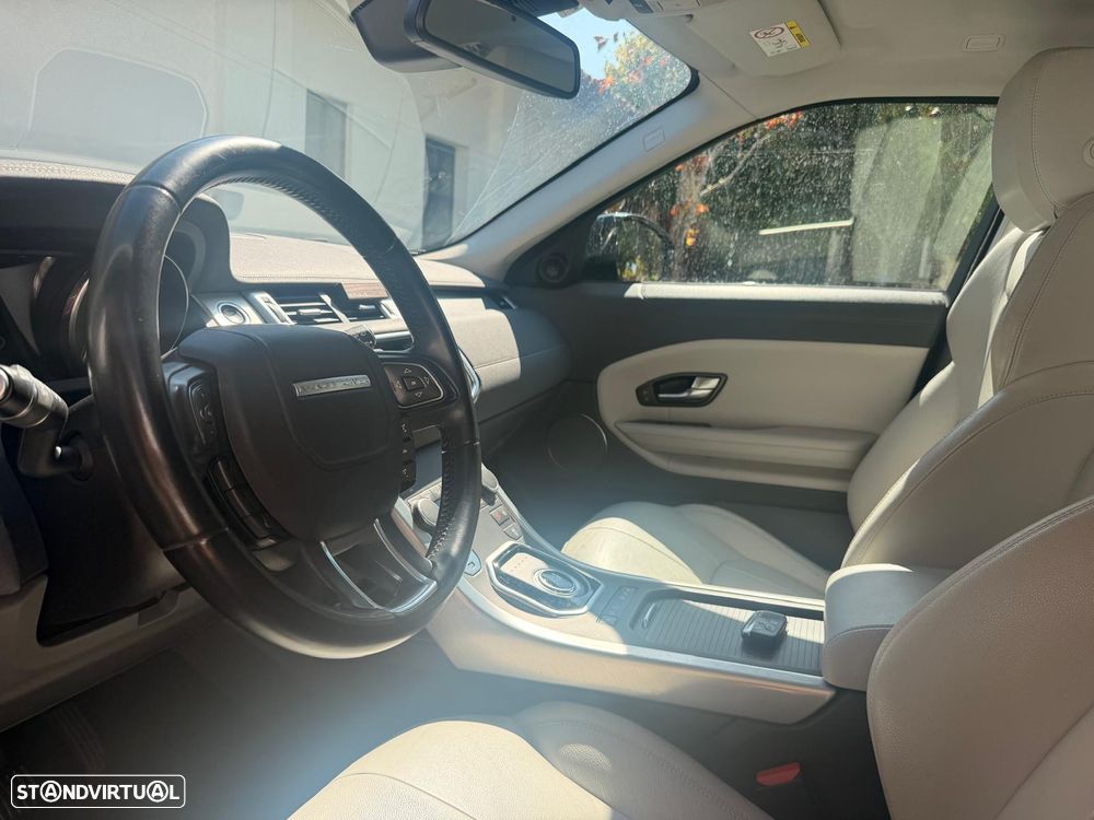 Land Rover Range Rover Evoque - 12