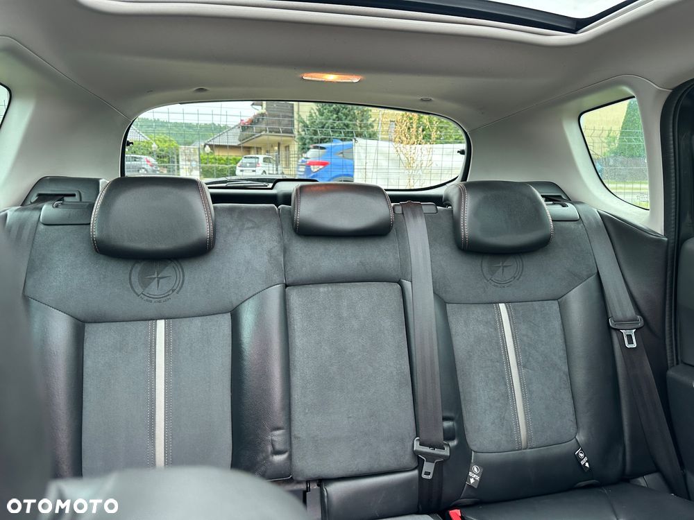 Peugeot 3008 PureTech 130 Stop & Start GPF Allure Pack - 31
