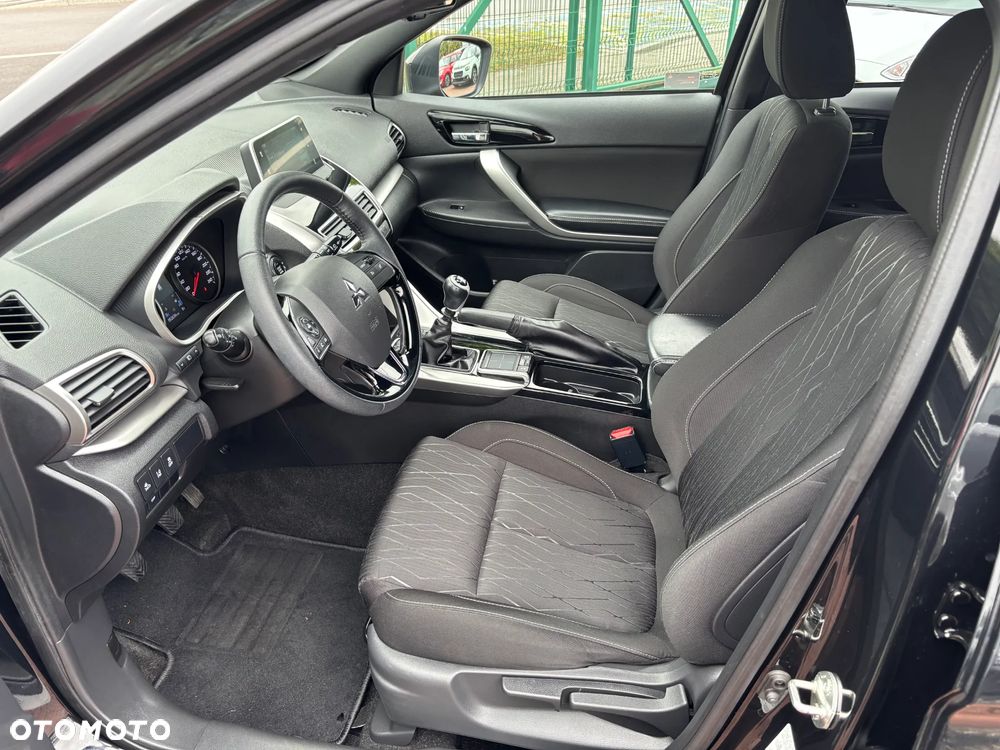 Mitsubishi Eclipse Cross - 14