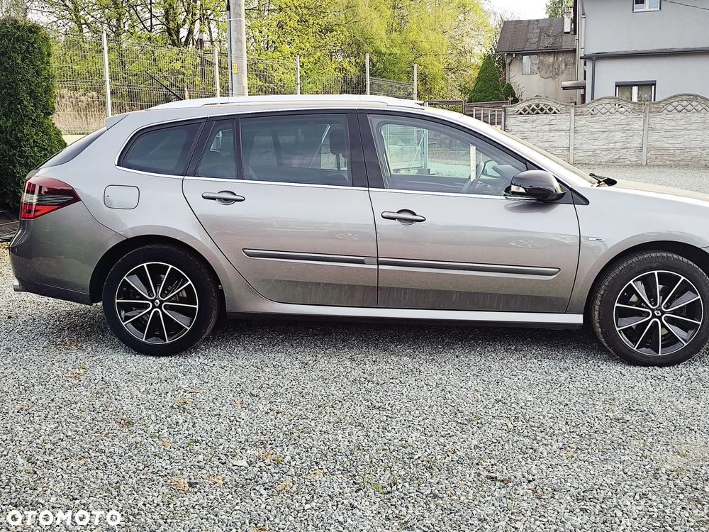 Renault Laguna dCi 150 FAP Start-Stop Bose Edition - 4