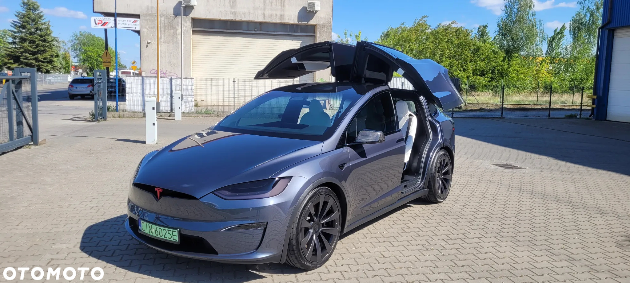 Tesla Model X Plaid - 7