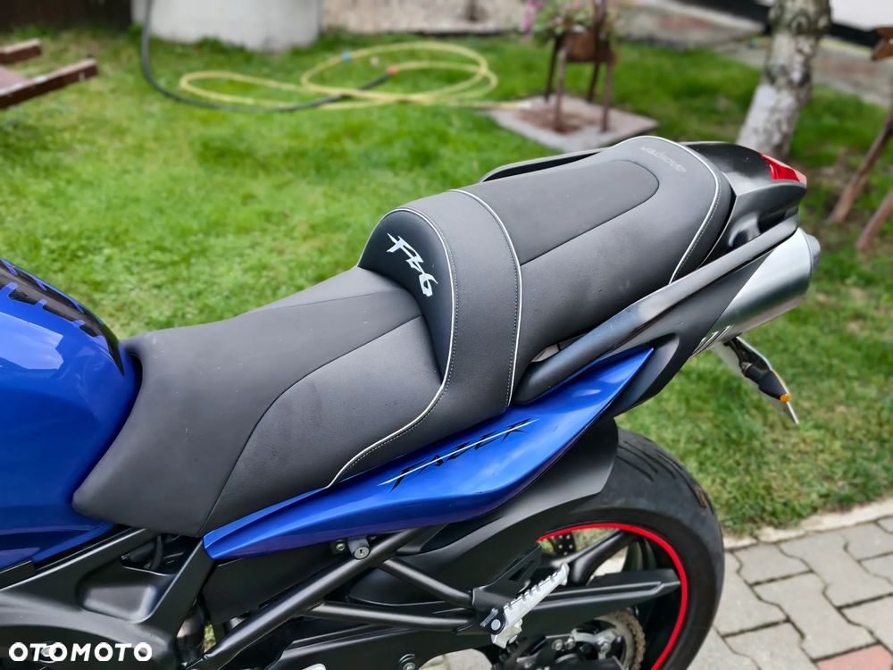 Yamaha FZ6 - 22