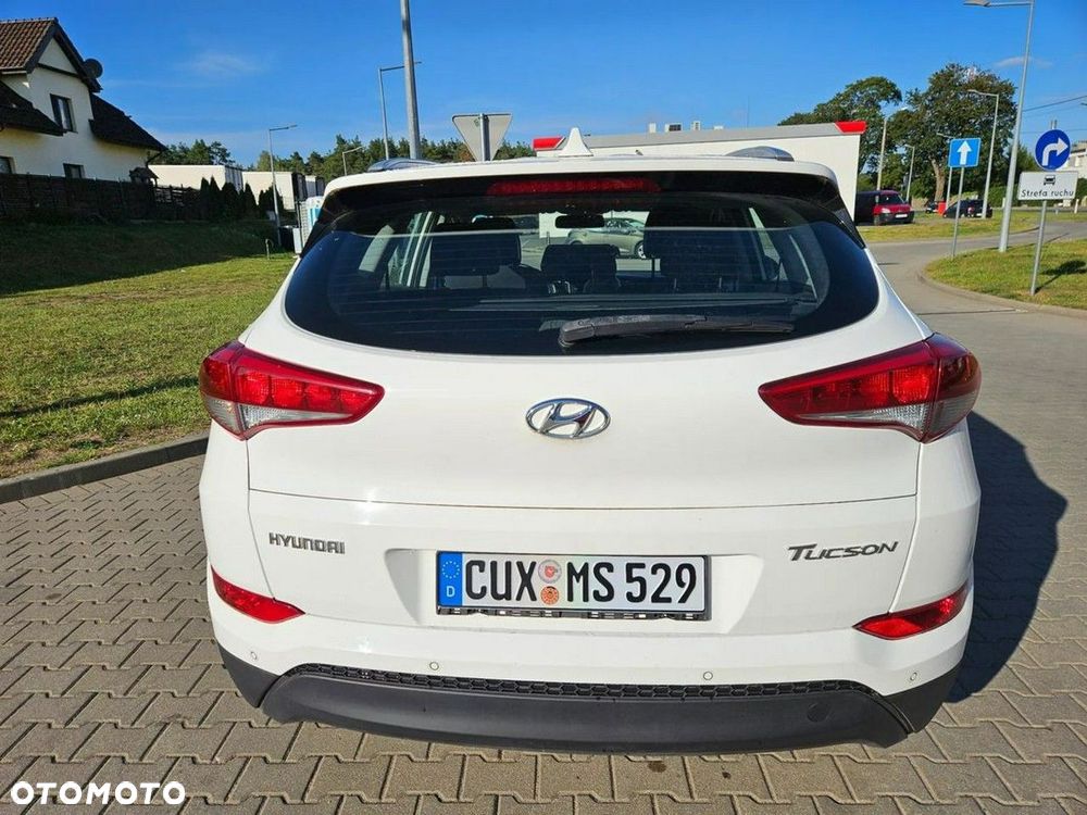 Hyundai Tucson 1.6 GDI BlueDrive Comfort 2WD - 9