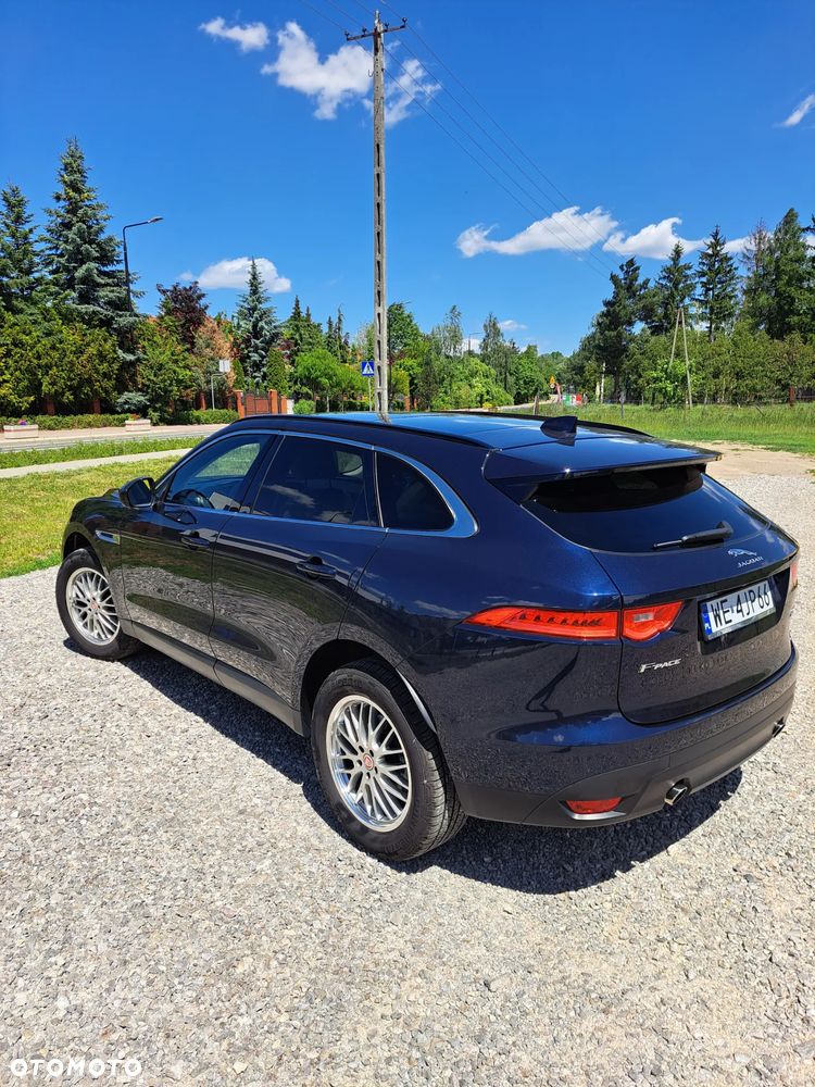 Jaguar F-Pace 25t AWD Prestige - 3