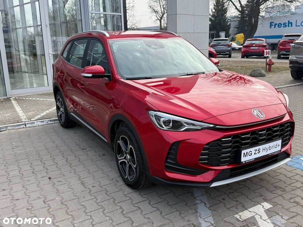 MG ZS Hybrid+ - 4