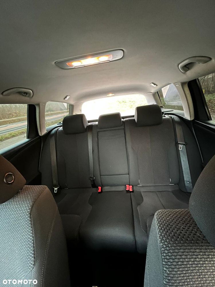 Volkswagen Passat 2.0 TDI DPF R-Line Edition - 4