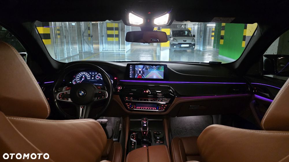 BMW M5 Standard - 8
