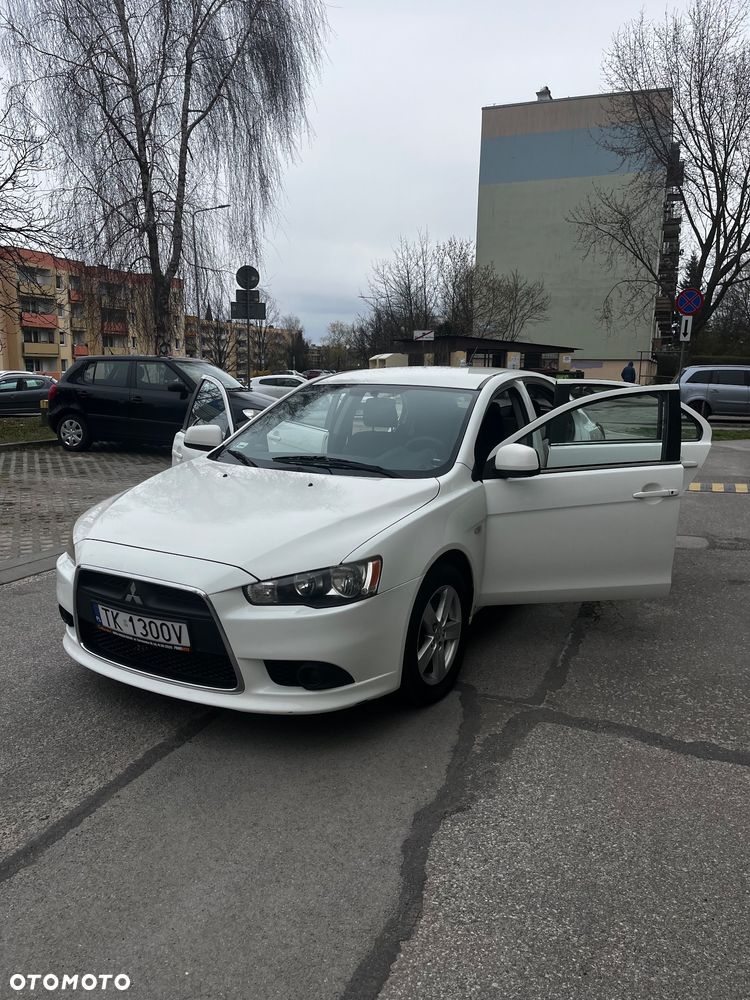 Mitsubishi Lancer 1.8 Invite - 1
