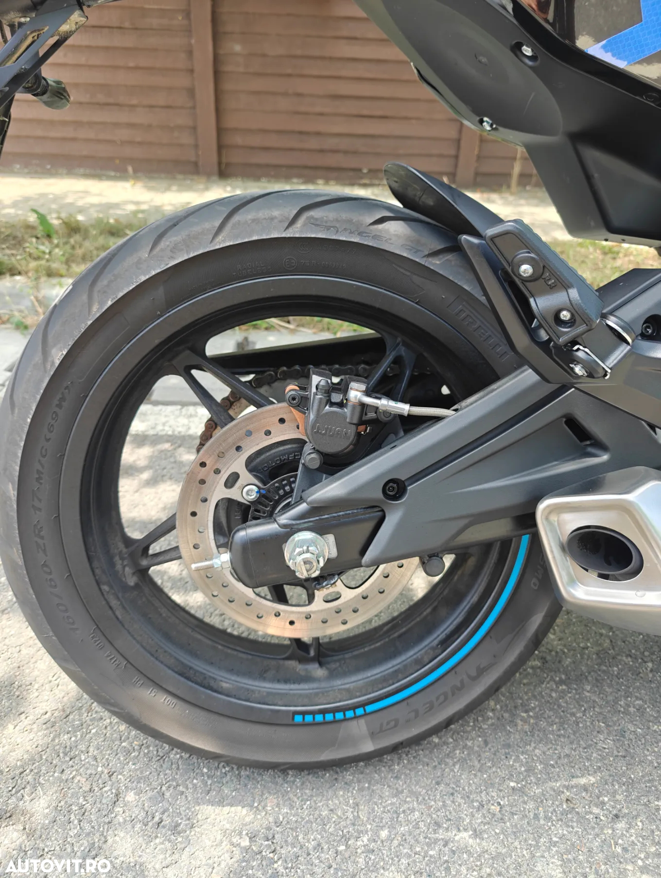 CF Moto 650NK ABS - 9