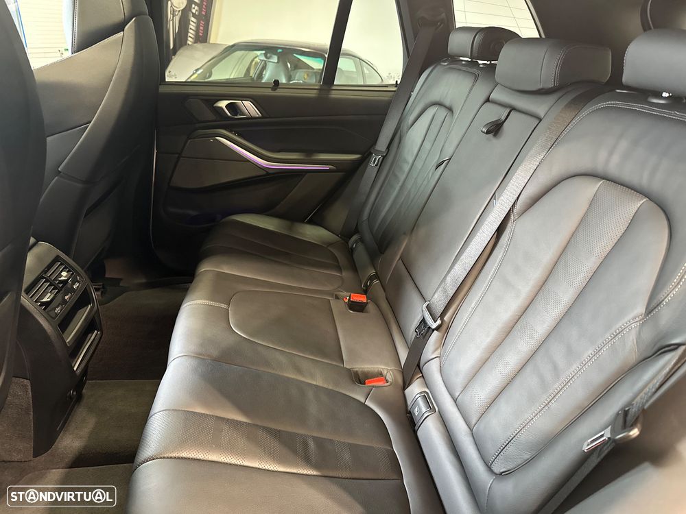 BMW X5 45 e xDrive Pack M 50 anos - 11