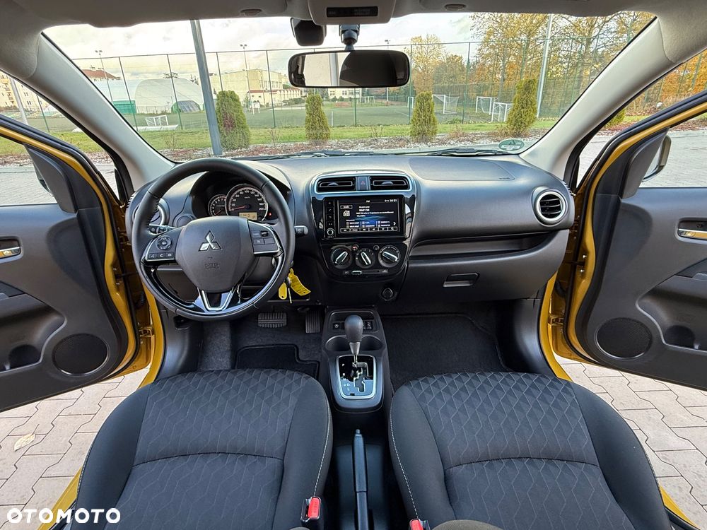 Mitsubishi Space Star AS&G 1.2 CVT Spirit+ Black - 13