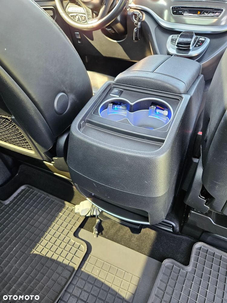 Mercedes-Benz Klasa V 250 d 4-Matic 7G-Tronic - 16