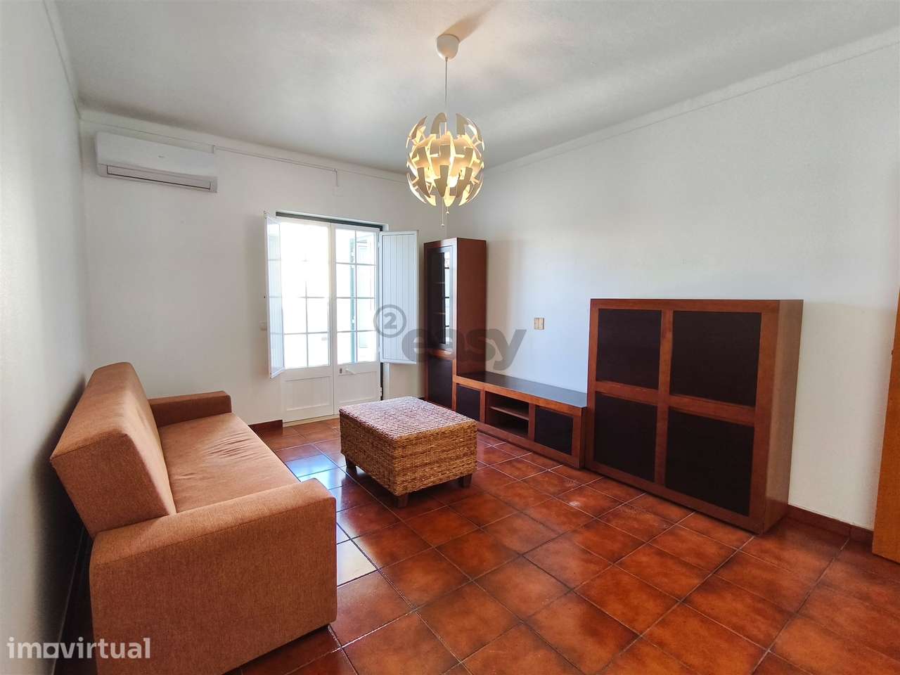 Apartamento T2 Mobilado com Logradouro Privativo em Ermidas Sado - Grande imagem: 2/27