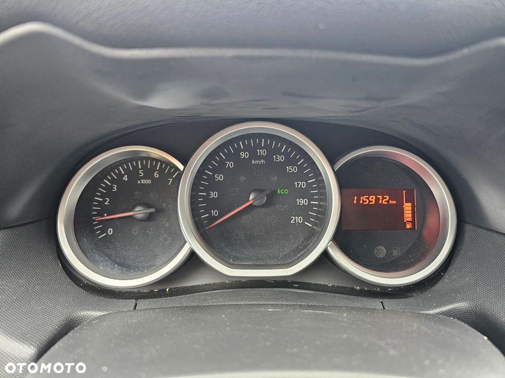 Dacia Duster 1.6 SCe Laureate S&S - 14