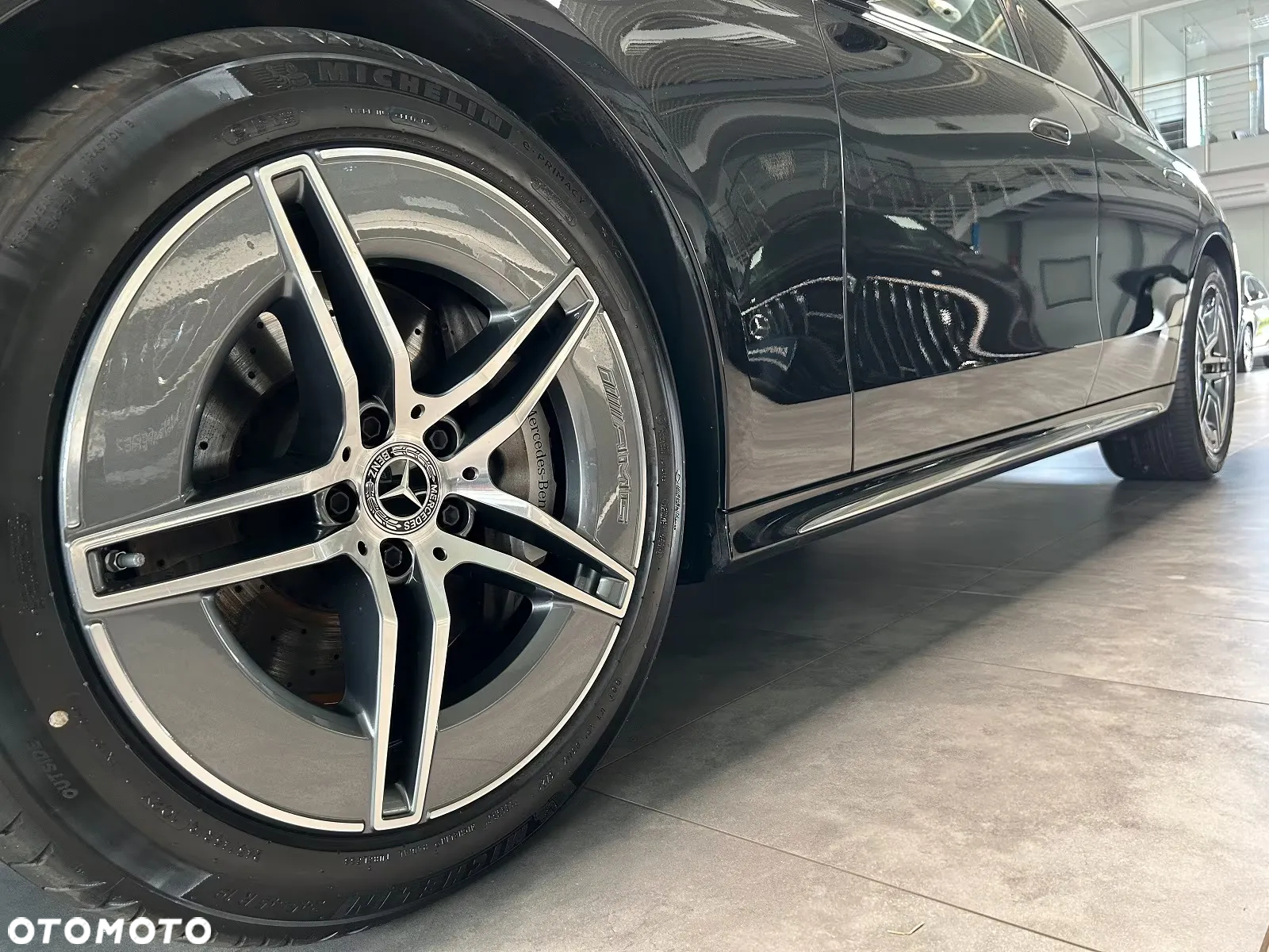 Mercedes-Benz Klasa E 220 d 4-Matic AMG - 9