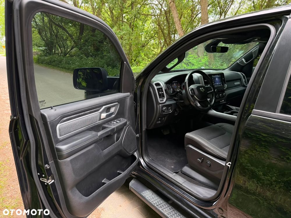 RAM 1500 - 10