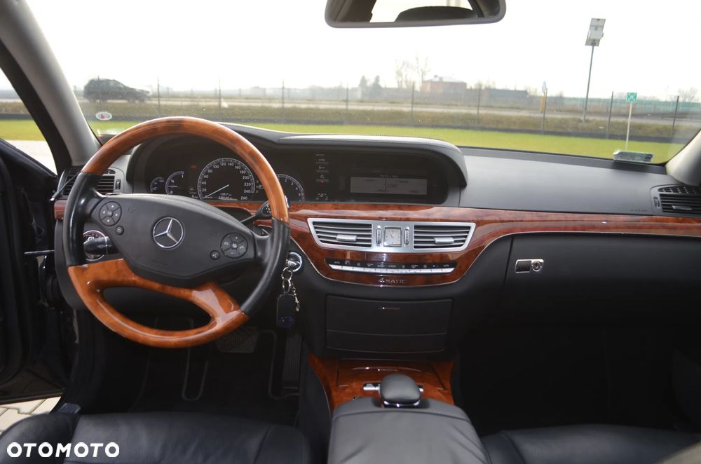 Mercedes-Benz Klasa S 350 CDI 4Matic DPF 7G-TRONIC BlueEFFICIENCY - 20