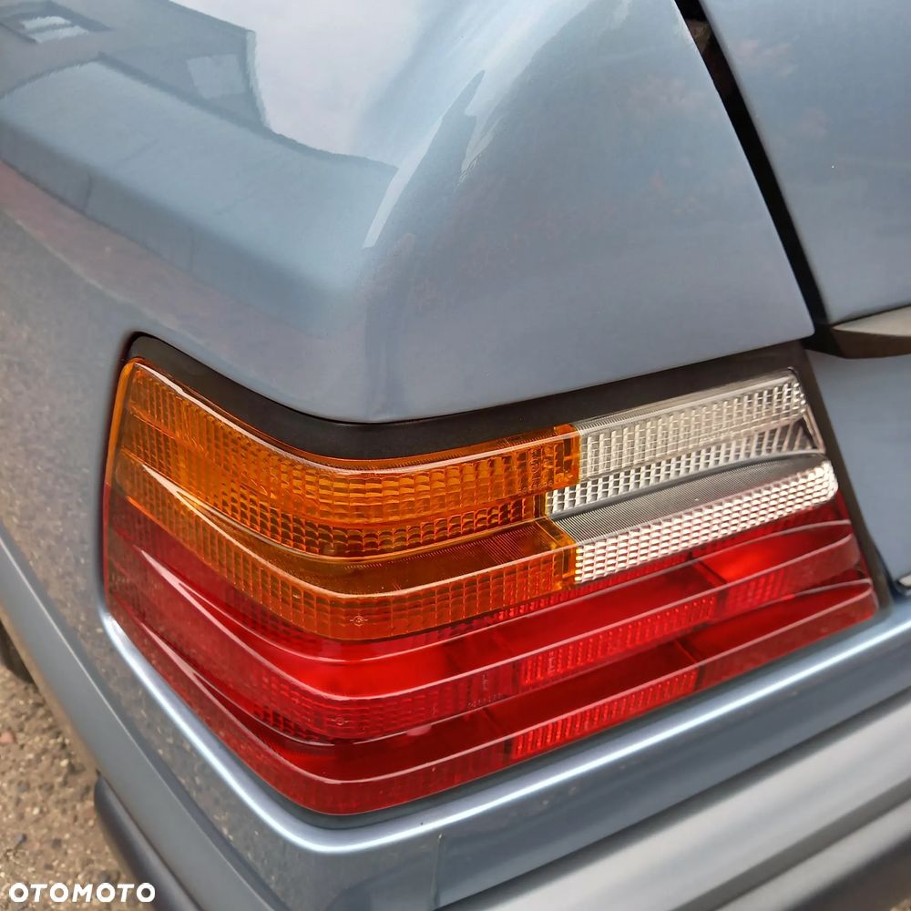 Mercedes-Benz W124 (1984-1993) - 37