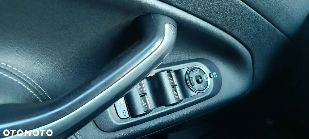 Ford Mondeo 1.6 TDCi Start-Stopp Titanium - 16