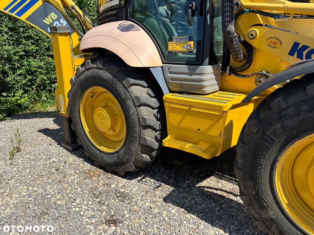 Komatsu WB93S-5EO 2016r 4x4x4 koparko ładowarka duże koła - 13
