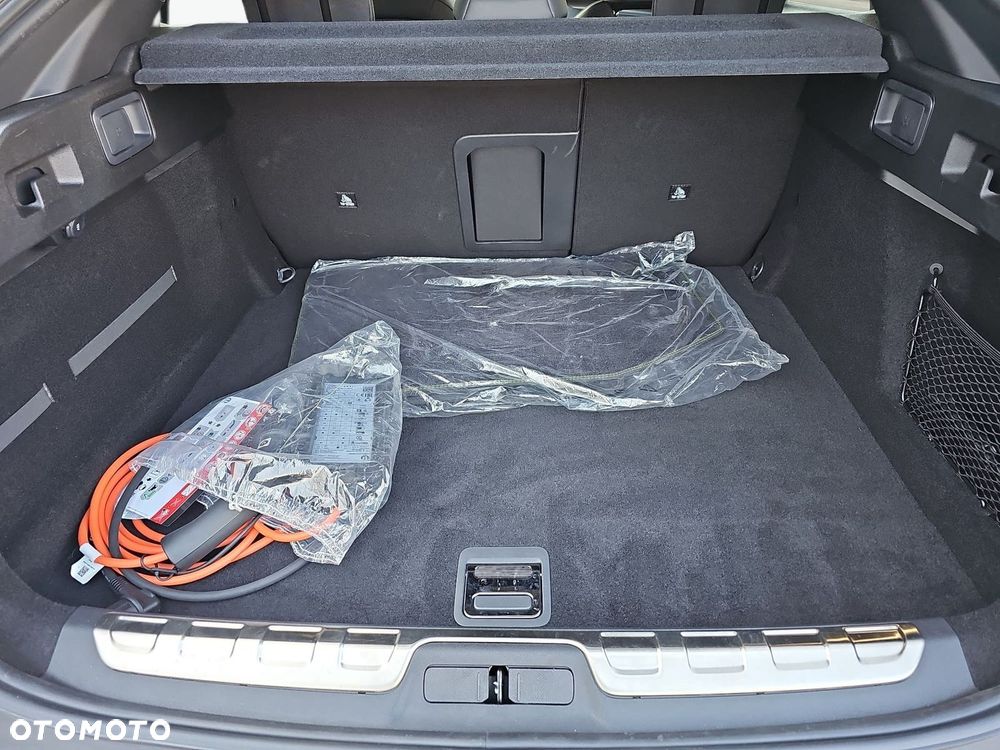 Peugeot 408 - 24