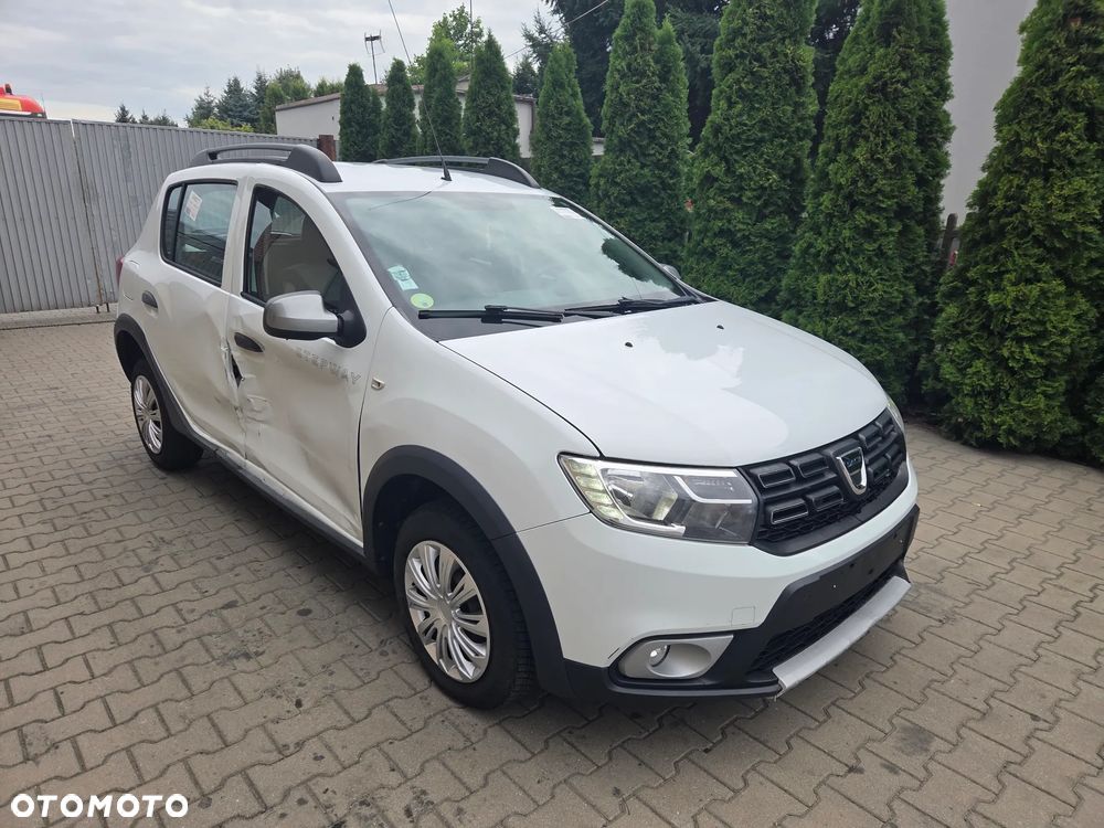 Dacia Sandero 1.5 dCi Laureate - 4
