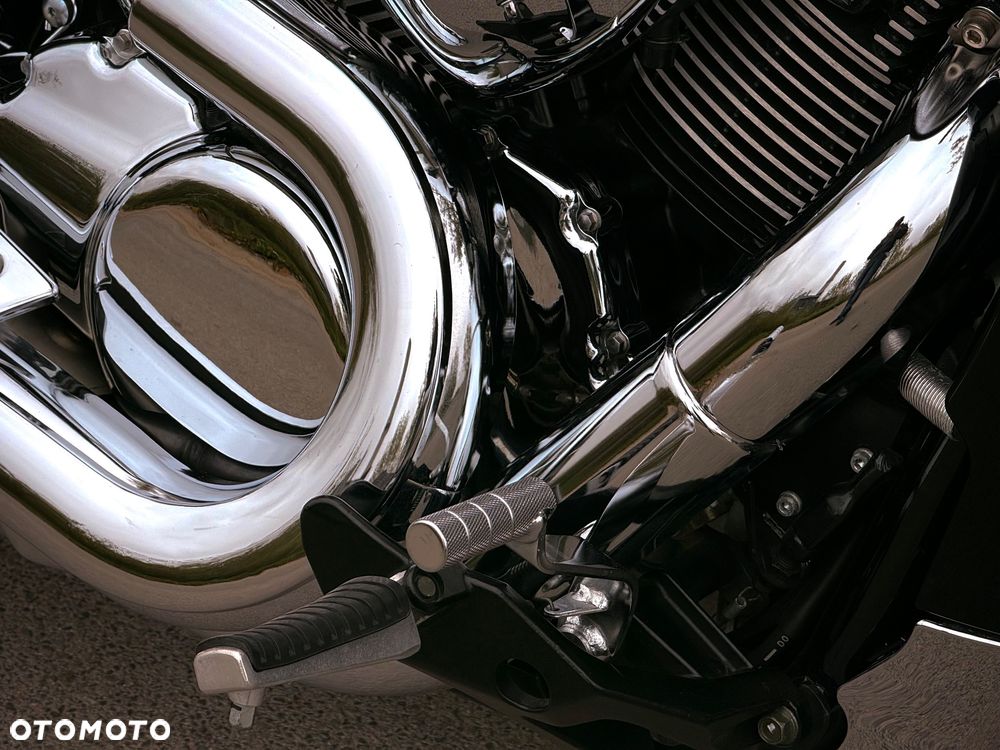 Suzuki Boulevard - 17