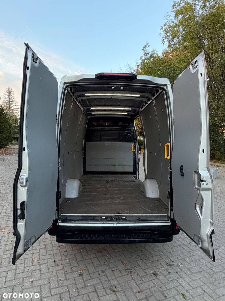 Iveco Daily - 24