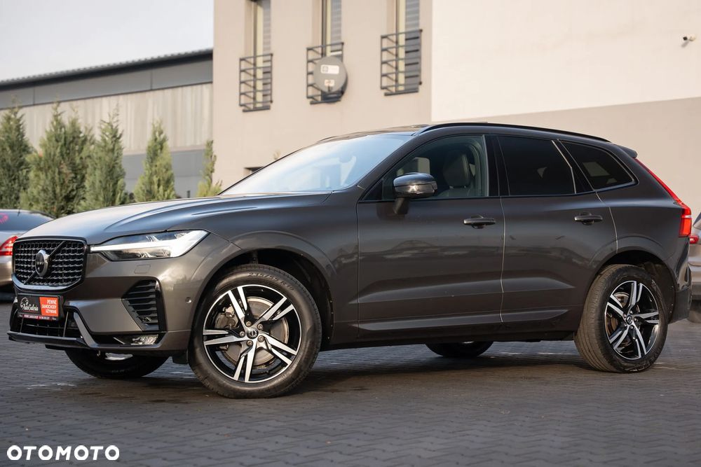 Volvo XC 60 B4 D AWD Ultimate Dark - 8