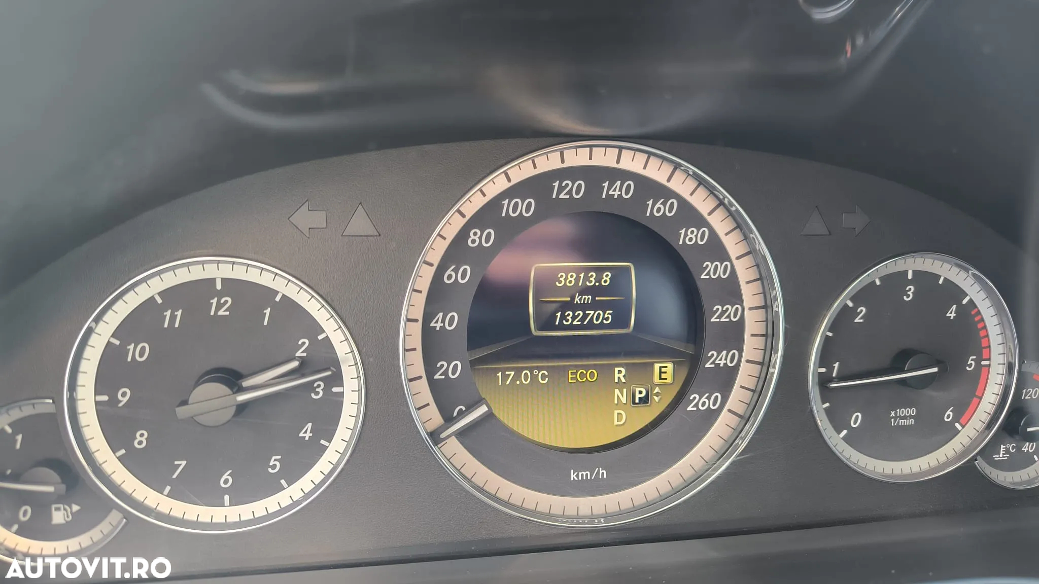 Mercedes-Benz E 220 CDI BlueEfficiency Aut. - 5