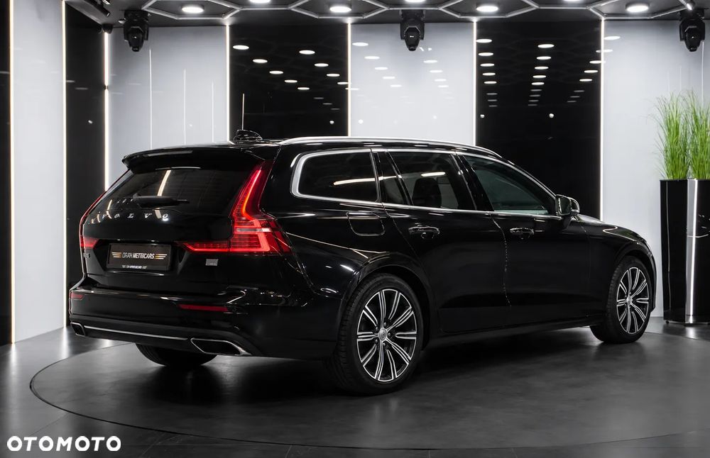 Volvo V60 T6 AWD Plug-In Hybrid Inscription Expression - 3