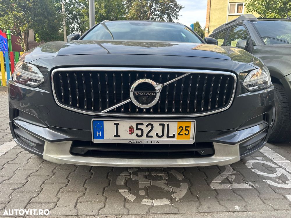 Volvo V90 Cross Country D4 AWD Geartronic - 33