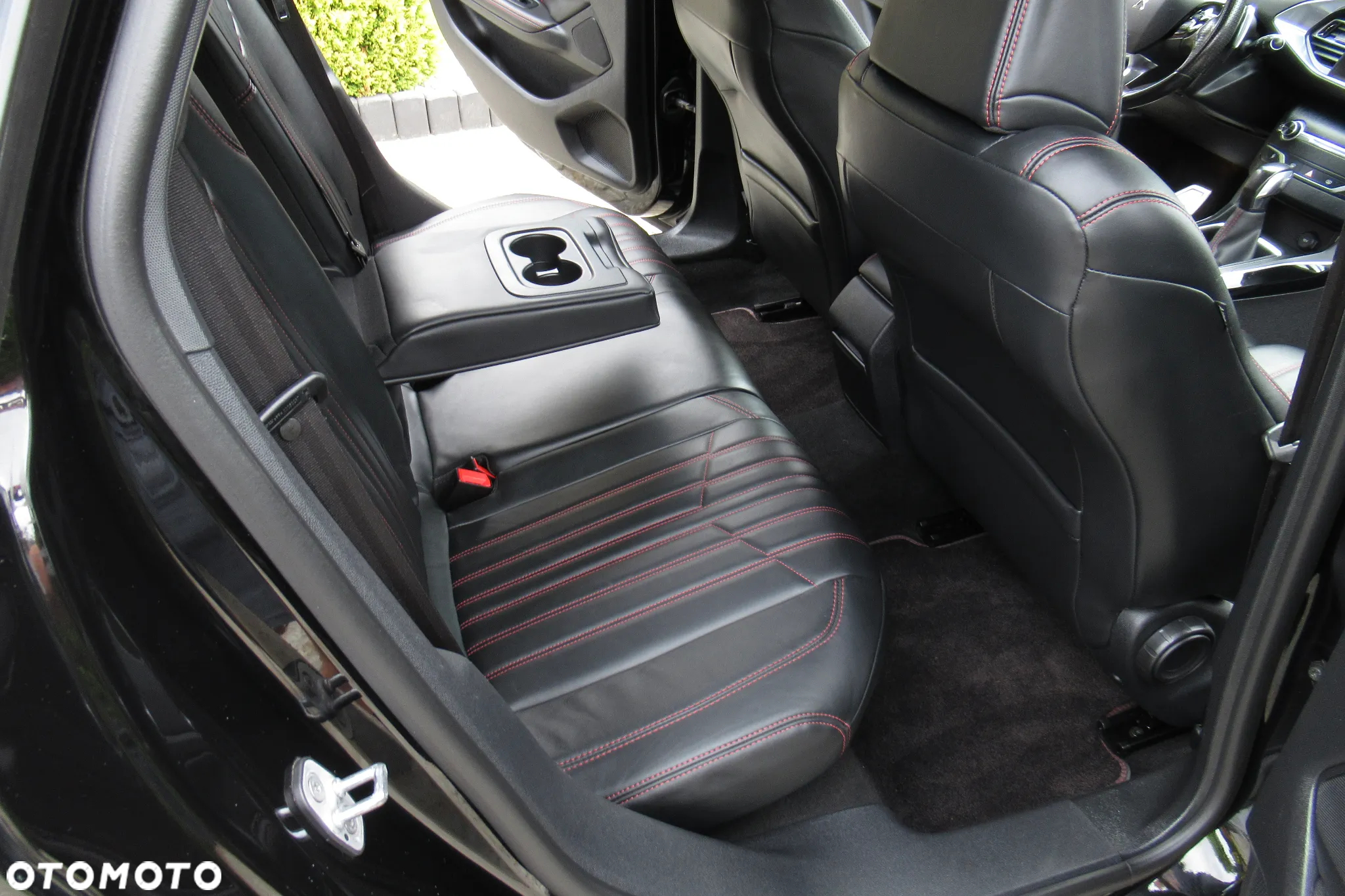 Peugeot 308 SW BlueHDi 180 EAT6 GT - 38