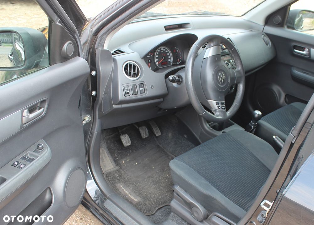 Suzuki Swift - 6