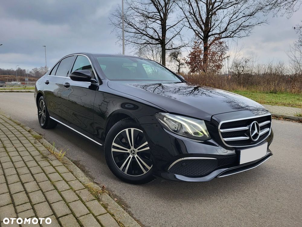 Mercedes-Benz Klasa E 220 d 4-Matic 9G-TRONIC - 3