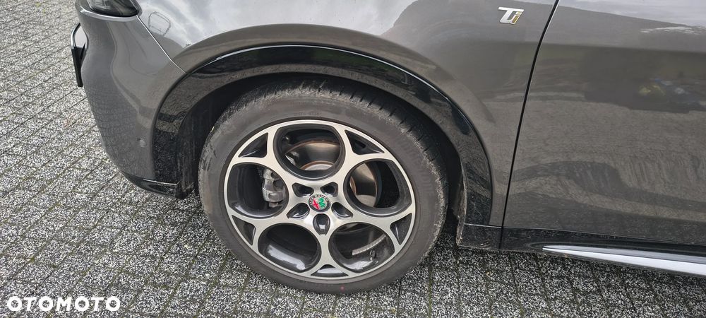 Alfa Romeo Tonale 1.6 VGT-D Ti - 14