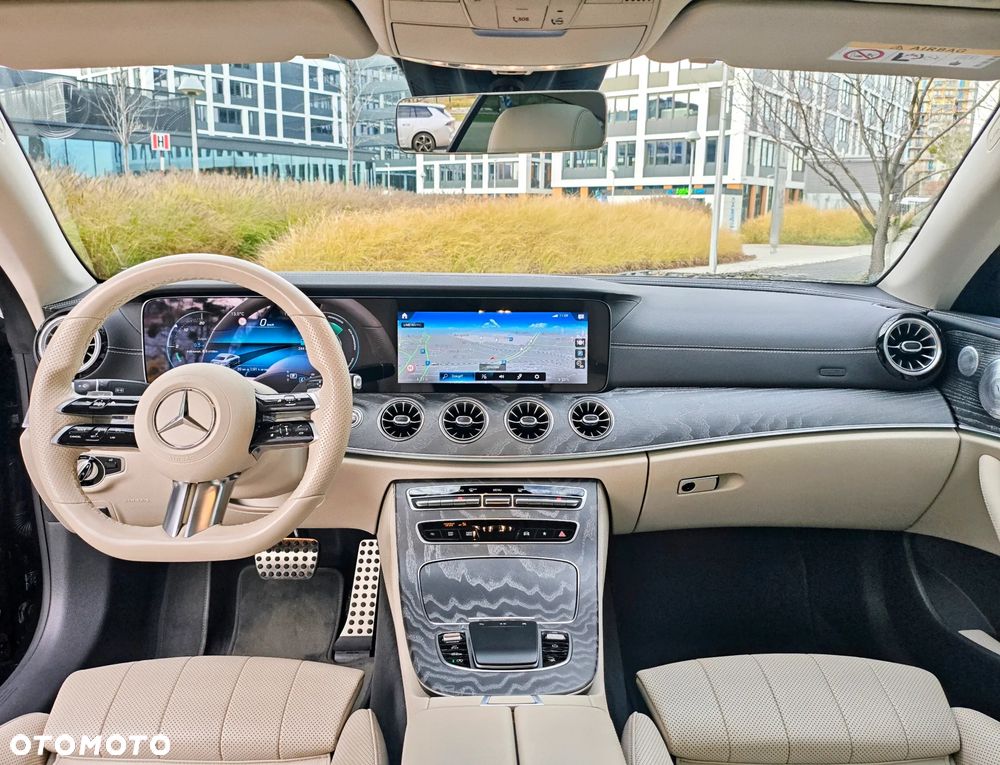 Mercedes-Benz Klasa E 220 d AMG - 13