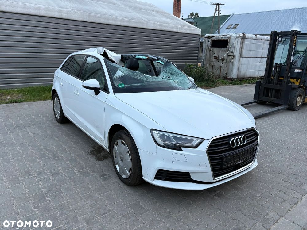 Audi A3 Sportback 1.0 TFSI S tronic - 1