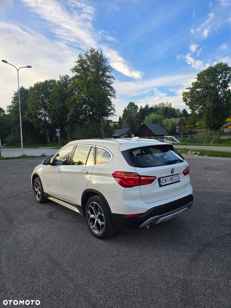 BMW X1 xDrive18d - 4