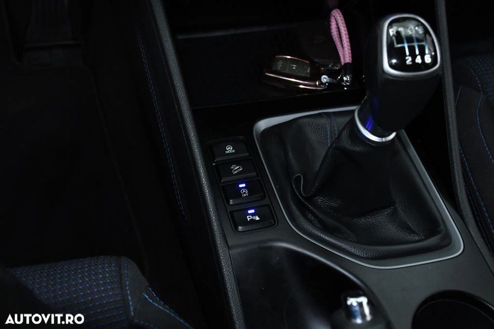 Hyundai Tucson 2.0 CRDI 2WD Style - 19