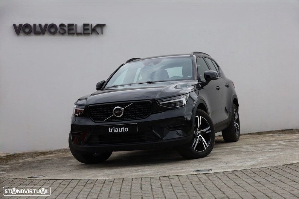 Volvo XC 40 1.5 T2 Plus Dark Auto - 32