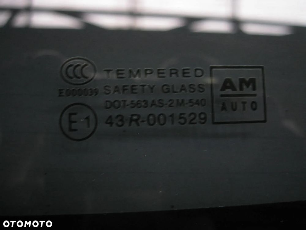 Szyba karoseryjna Ford transit MK7 prawa. - 2